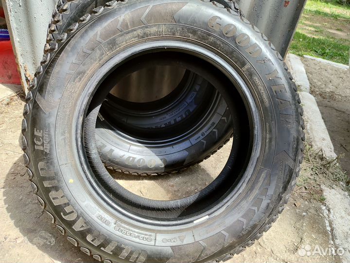 Goodyear UltraGrip Arctic 2 SUV 205/65 R16 98T