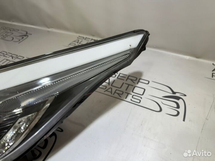 Фара левая Kia Ceed JD D4FB 2013