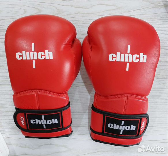 Боксерские перчатки Clinch 12 oz. Кожа