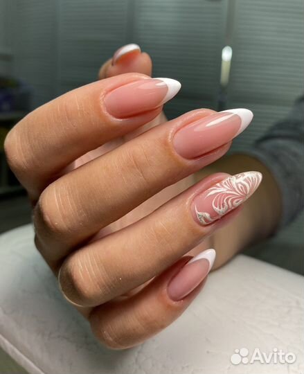 Маникюр, наращивание, гель-лак с укреплением