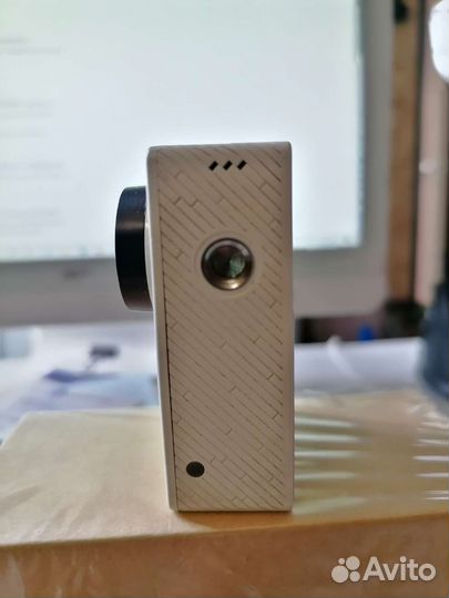 Экшн камера Yi Action Camera