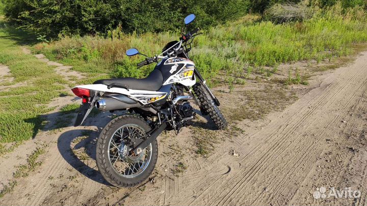 Продам мотоцикл racer rc 200