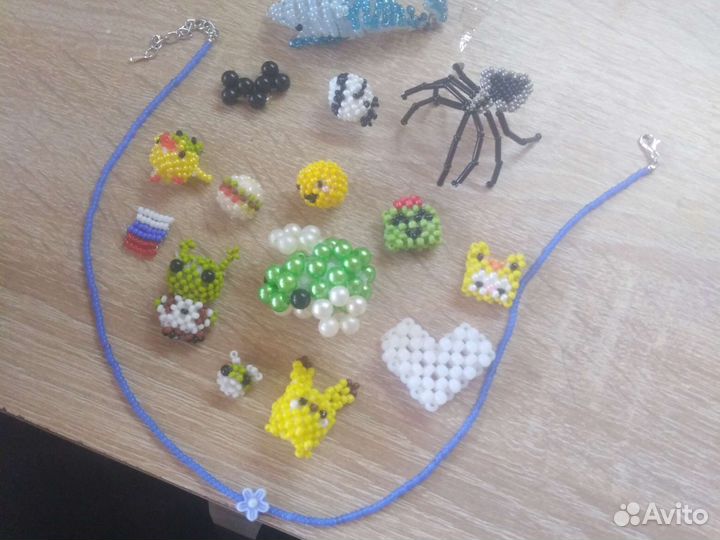 Фигурки из бисера (цена в описании)