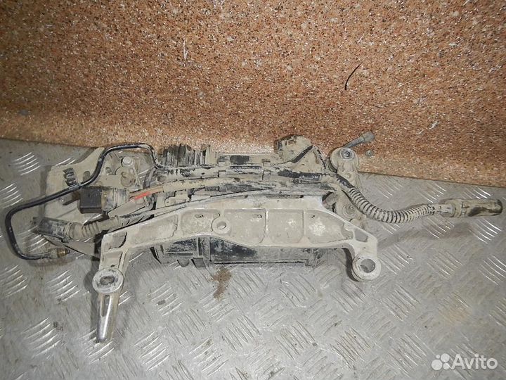 Насос регулировки подвески Porsche Cayenne