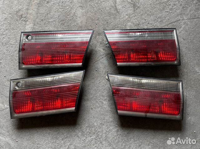 Стоп-сигнал R/L Toyota Crown 171