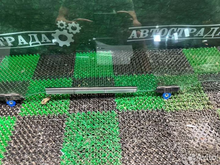 Стекло двери переднее правое Lexus Es 6 2012-2017