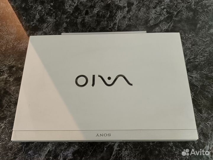 Ноутбук sony vaio i3