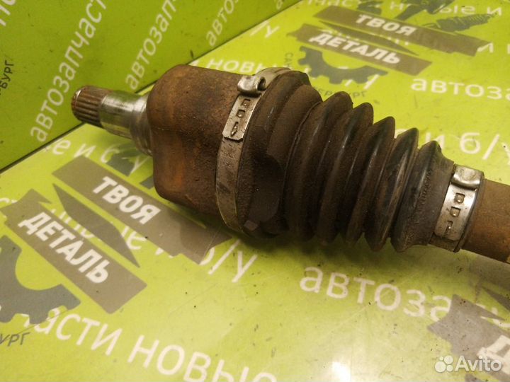 Ось привод шрус левый Ford Focus 3 1.6 2016Г.в