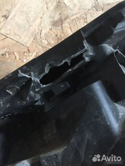 Фара Лада Веста