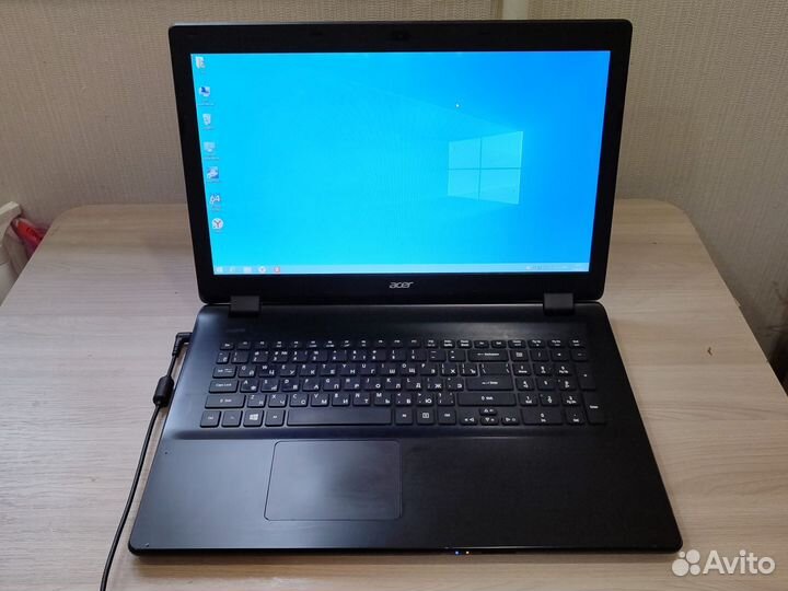 17.3 Acer E5-721