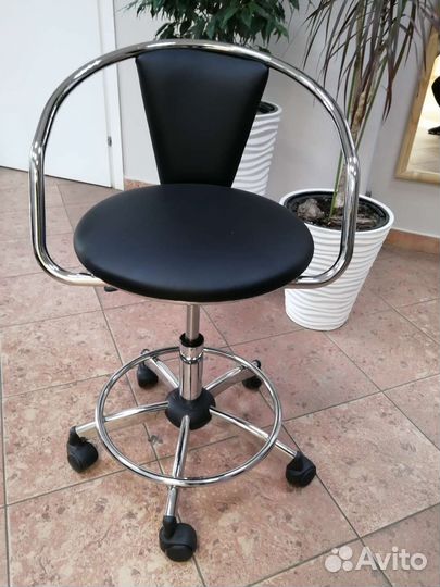 Стул для мастера Beauty Chair w5