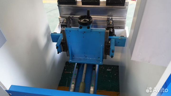 Электрический листогибочный пресс эп 10Т - 600мм