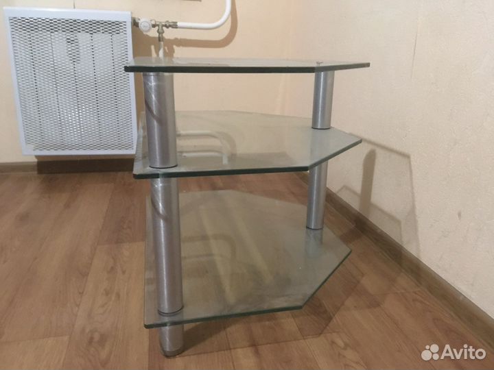 Стеклянная тумба под тв