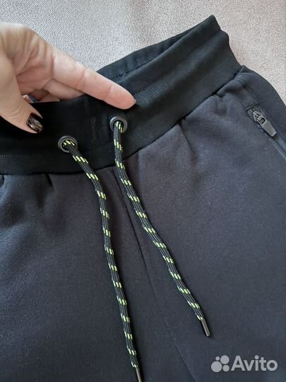 Спортивные штаны