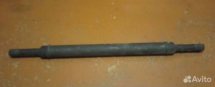 Приводной вал