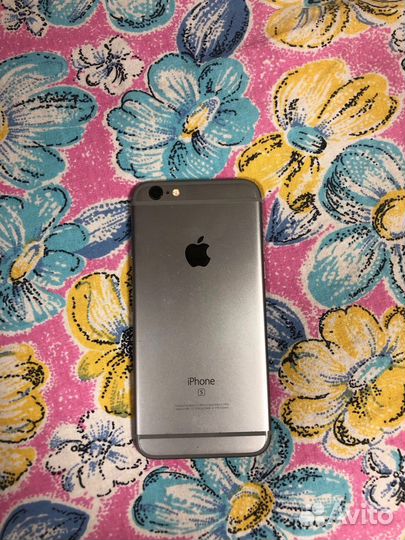 Телефон iPhone 6s
