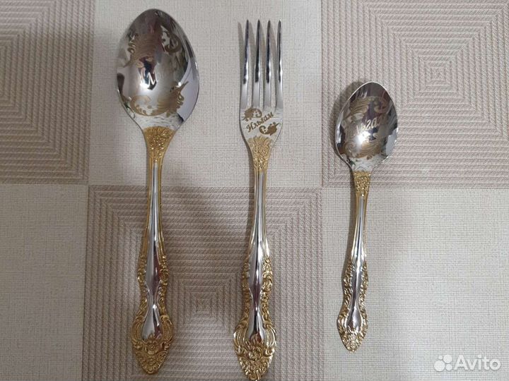 Набор столовых приборов новый