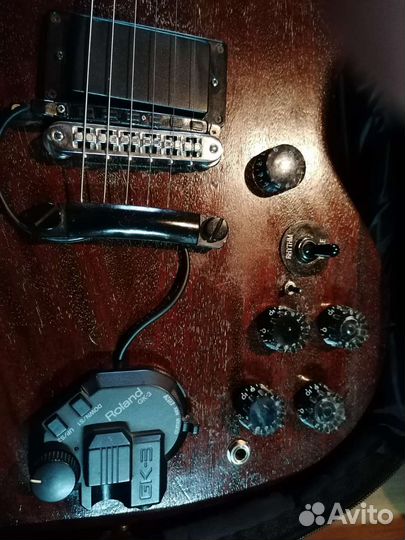 Roland GR-55 и Gibson SG 2014 года USA