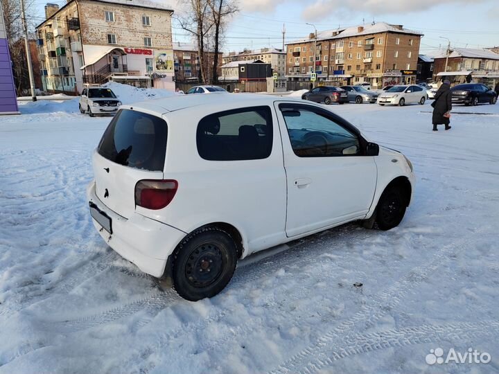 Toyota Vitz 1.0 AT, 1999, 100 000 км