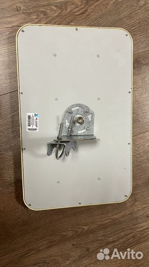 AX-2418P - направленная антенна Wi-Fi