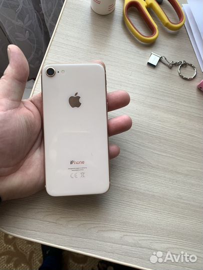 iPhone 8, 64 ГБ