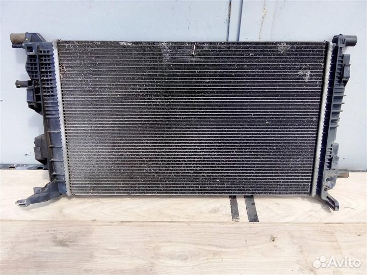 Радиатор основной от Renault Scenic III 2009-2016