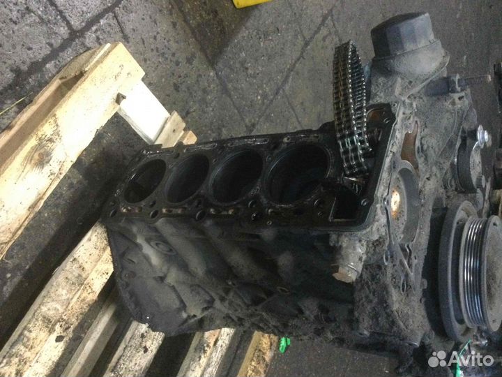 Блок цилиндров Mercedes C-klasse 646963