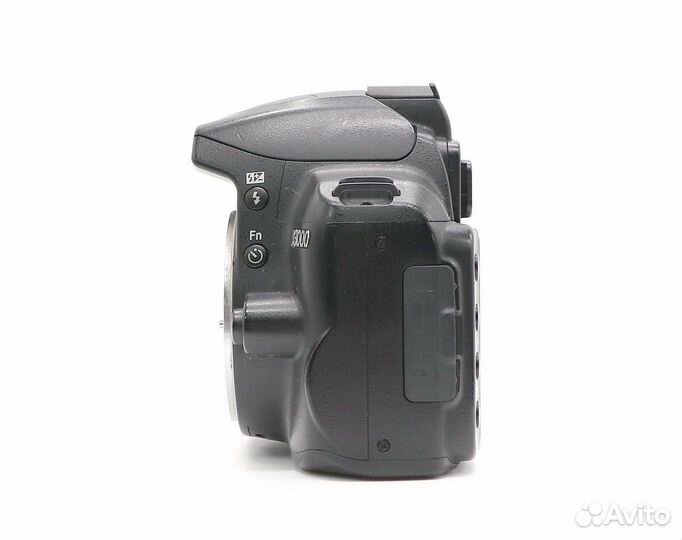 Nikon D3000 body (пробег 24030 кадров)