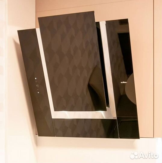 Функциональный кухонный гарнитур