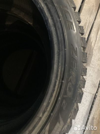 Pirelli Ice Zero 2 225/40 R18 92H
