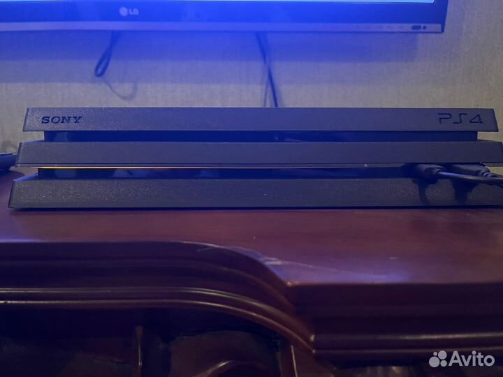 Sony playstation 4 Pro 1tb