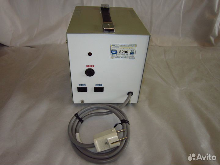Трансформатор понижающий Nissyo SK-2200EX 2000Вт