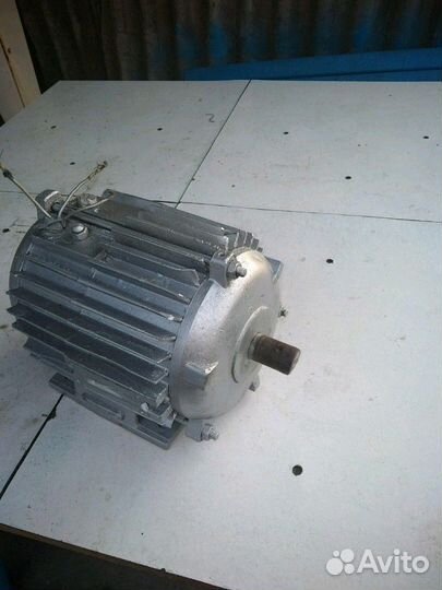 Электро двигатель 3 х фазный