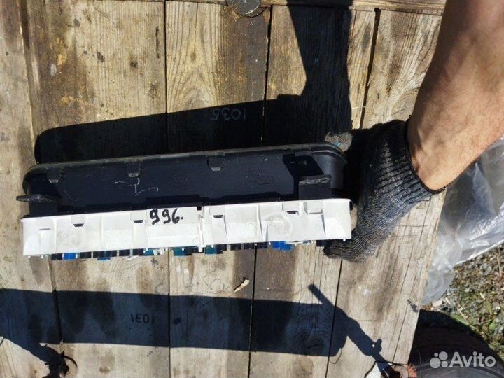 Спидометр Nissan Elgrand AVE50 QD32ETI 1997