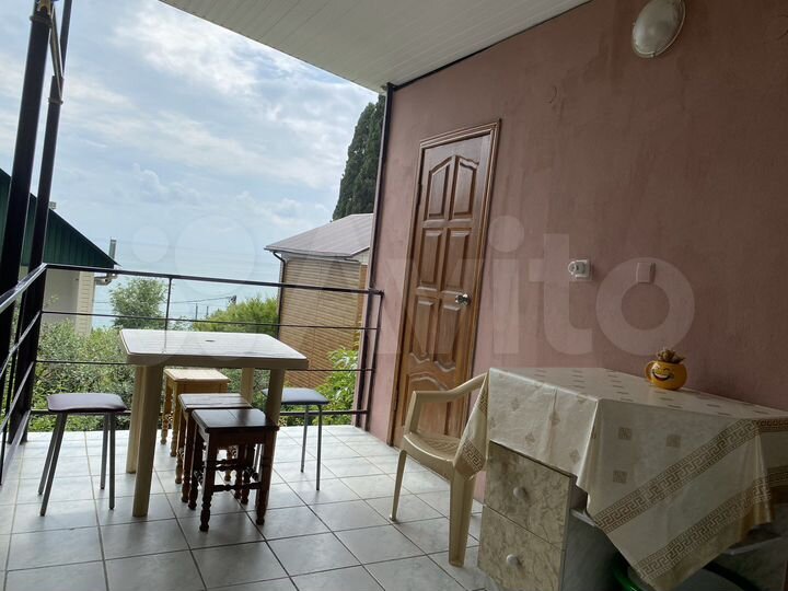 Комната 12 м² в 6-к., 1/3 эт.