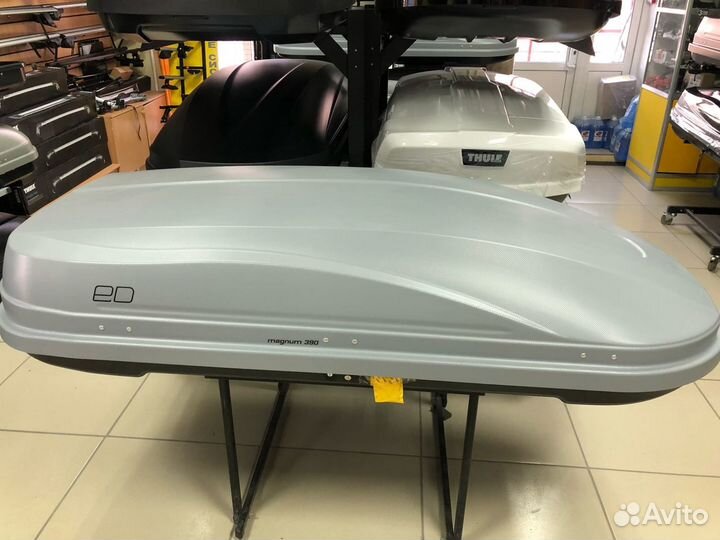 Автобокс багажник на крышу Toyota Fortuner