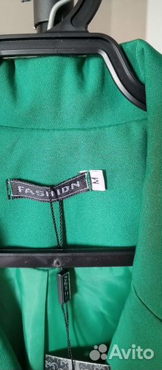 Костюм женский брючный