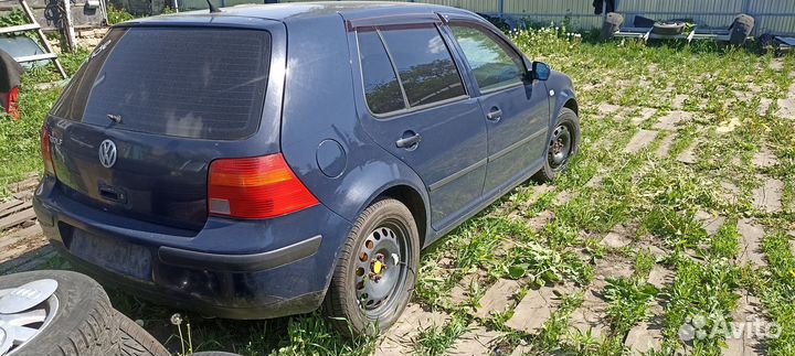 Замок багажника VW Golf 4