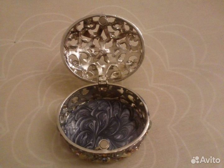 Шкатулка. Эмаль с стразами, шкатулка Гжель, друза