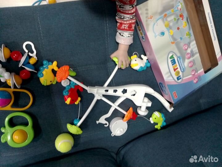 Мобиль музыкальный+ пакет игрушек