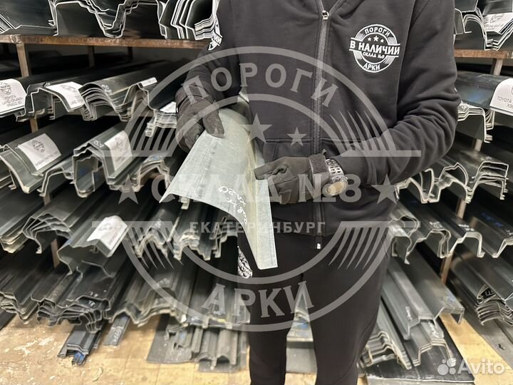 Кузовной порог Toyota RAV 4 XA20