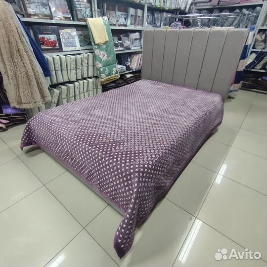 Двустороннее покрывало 230х230см