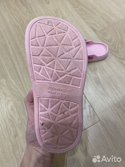 Сабо пляжные (сланцы)