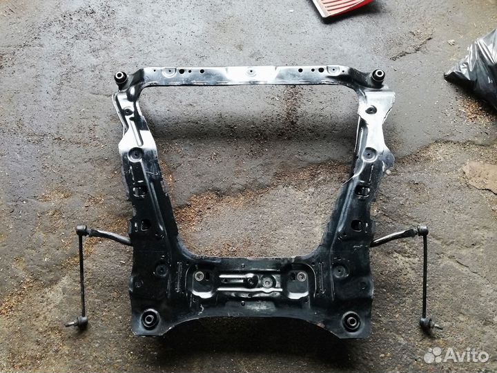 Подрамник двигателя ниссан х-трейл т 31 MR20