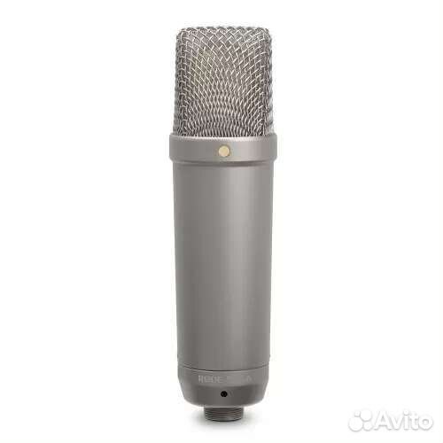 Студийный конденсаторный микрофон