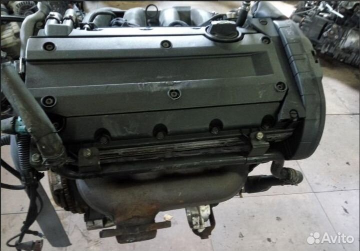 Двигатель Citroen Xantia 2.0 RFV