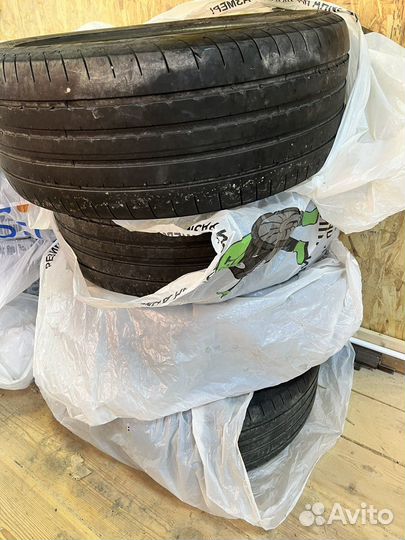 Goodyear Eagle F1 Asymmetric 3 275/45 R21 110Y