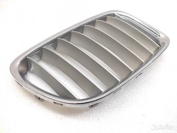 Решетка радиатора передняя правая Bmw X1 E84 2013