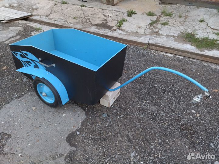 Велоприцеп