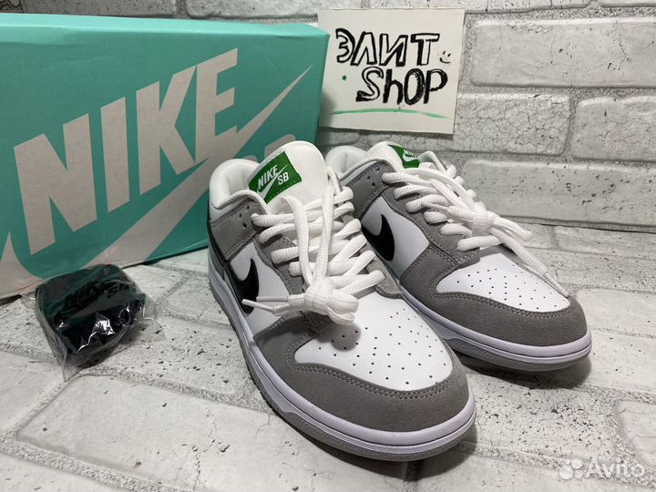 Кроссовки Nike SB Dunk Low Pro